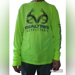 Real tree outfitters long sleeve shirt. Size large
